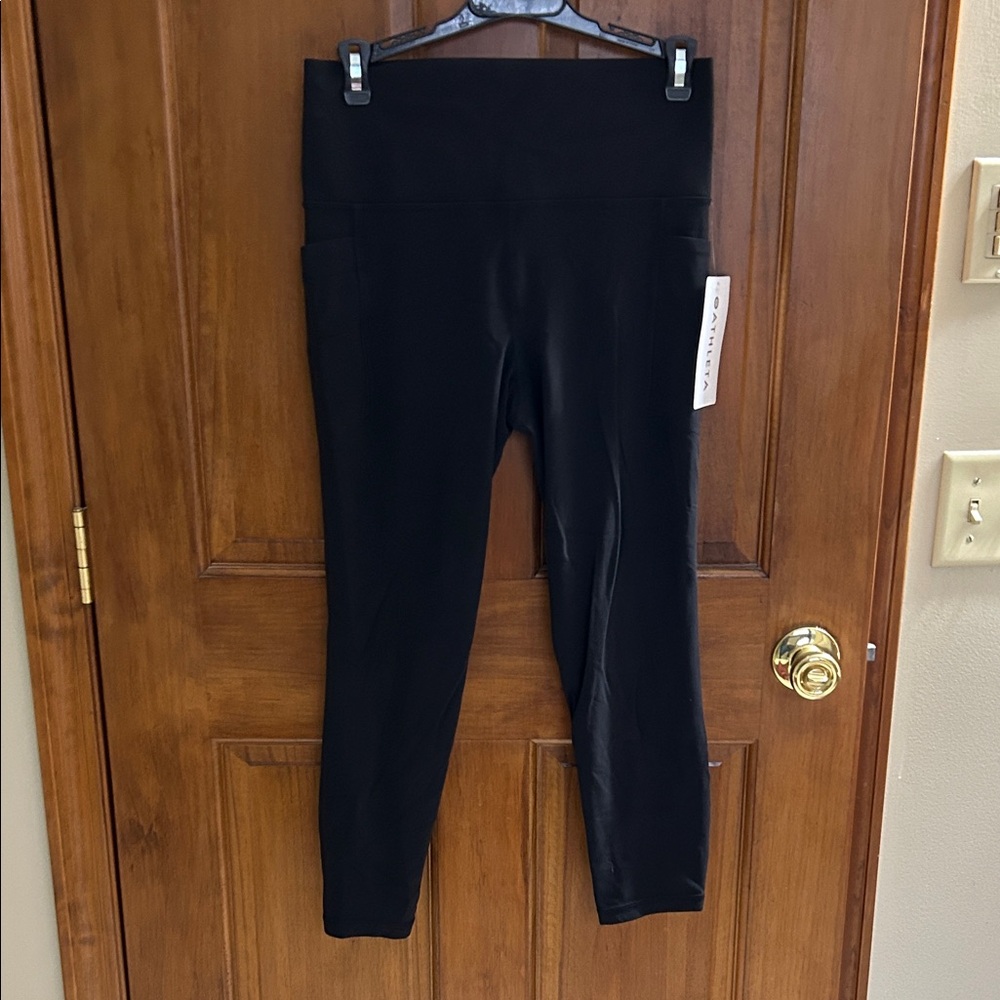 Athleta Black Leggings Salutation Stash 7/8